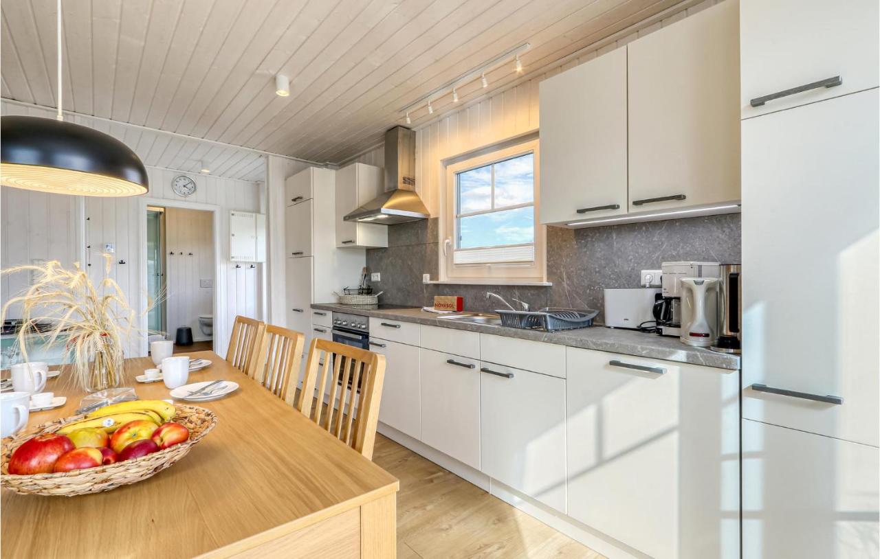 2 Bedroom Gorgeous Home In Zerpenschleuse エクステリア 写真