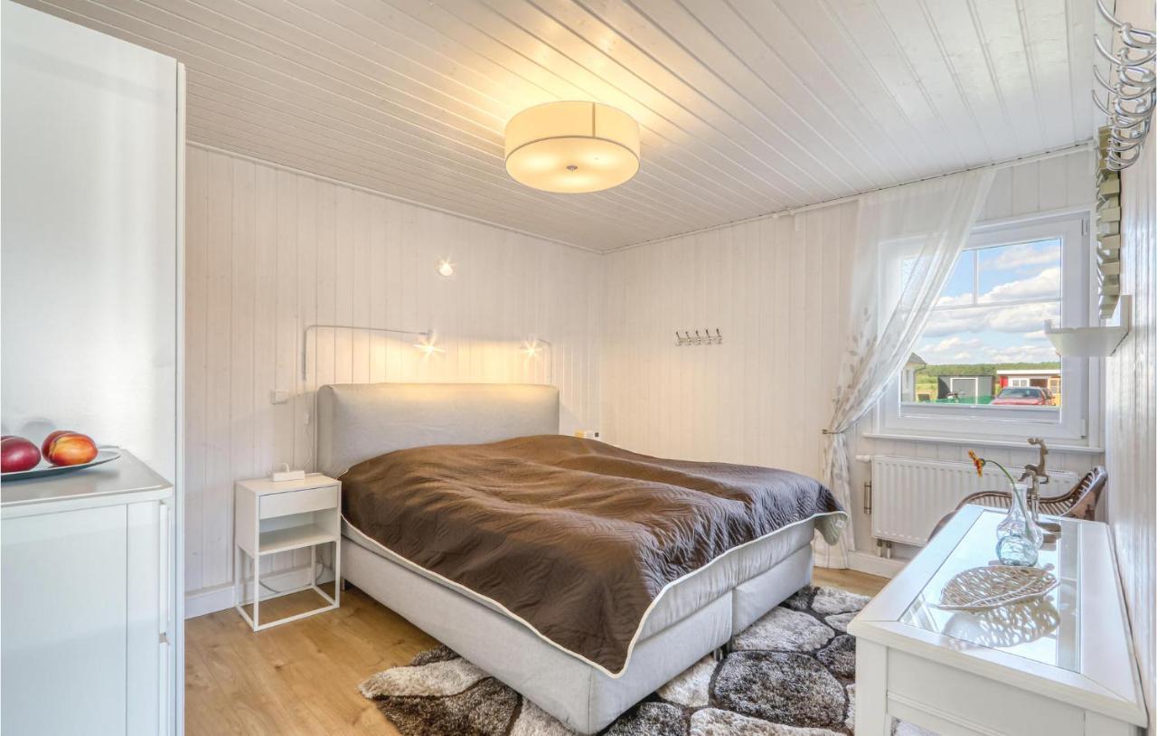 2 Bedroom Gorgeous Home In Zerpenschleuse エクステリア 写真